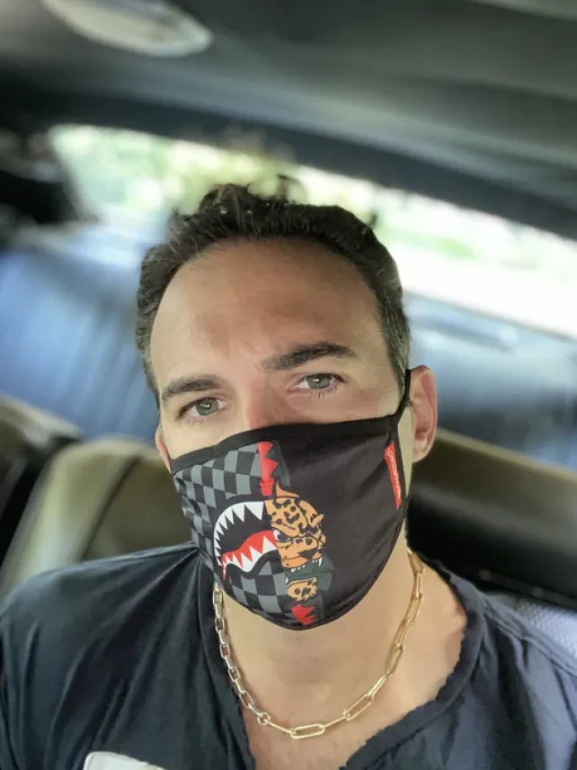 FACE MASKS>SPRAYGROUND ADULT SPUCCI SPLIT FORM-FITTING FACE MASK