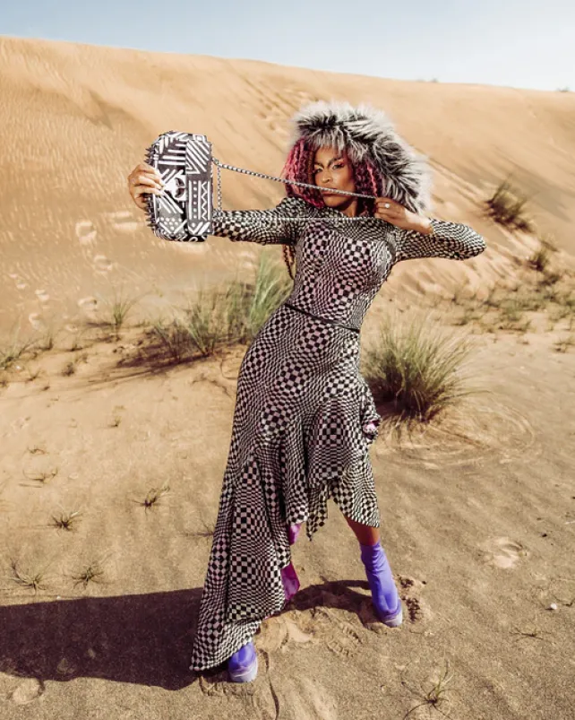 HANDBAGS>SPRAYGROUND A.I.8 AFRICAN INTELLIGENCE - ORIGIN STORY SHARK HANDBAG