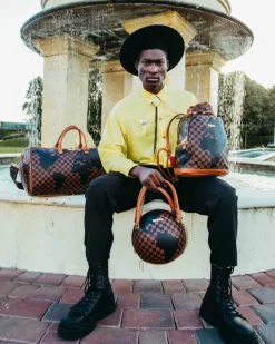 HANDBAGS><noscript><img width=