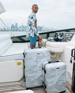 CARRY-ON LUGGAGE><noscript><img width=