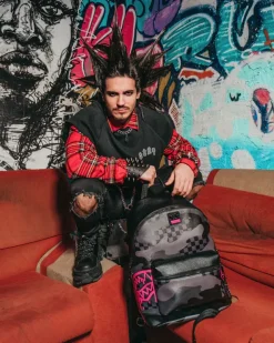 SAVAGES|BACKPACKS><noscript><img width=