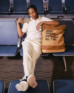 BACKPACKS>SPRAYGROUND BANK TRANSPORTER BAG
