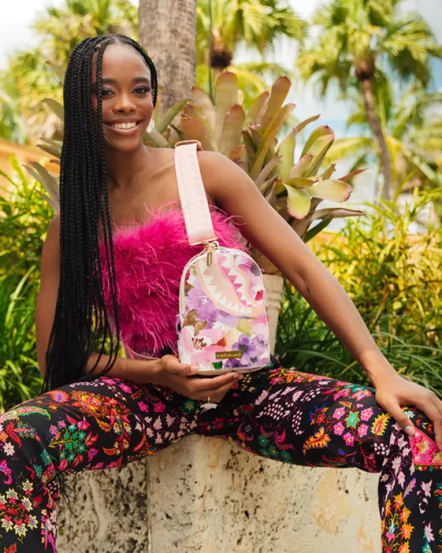 SLINGS|CROSSBODYS>SPRAYGROUND BOTANIC VILLA CHILLA BACKPACK SLING