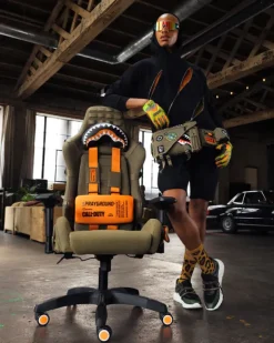 GAMING CHAIRS>SPRAYGROUND CALL OF DUTY READY FOR ACTION GAMING CHAIR