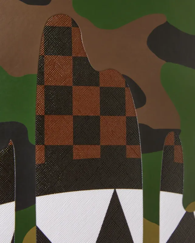 BACKPACKS>SPRAYGROUND CAMO DRIP SHARKS IN PARIS BACKPACK (DLXV)