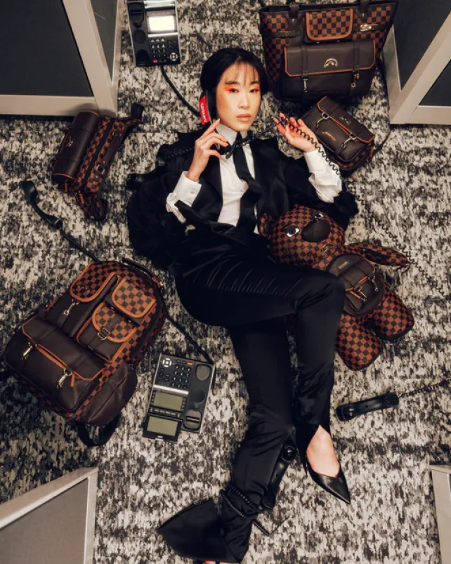 TOILETRIES AKA MONEY BAGS>SPRAYGROUND CHECKMATE ROYALE MESSENGER BRICK BAG