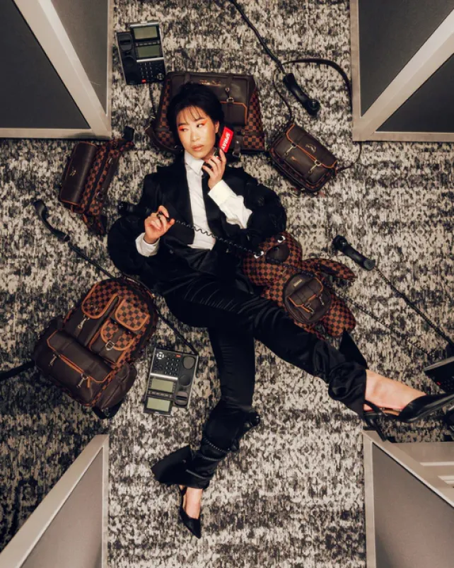 TOILETRIES AKA MONEY BAGS>SPRAYGROUND CHECKMATE ROYALE MESSENGER BRICK BAG
