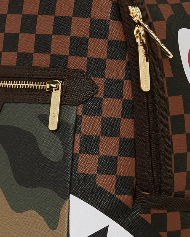 BACKPACKS>SPRAYGROUND EXTERIOR GOLD ZIP POCKET SHARKS IN PARIS BACKPACK (DLXV)
