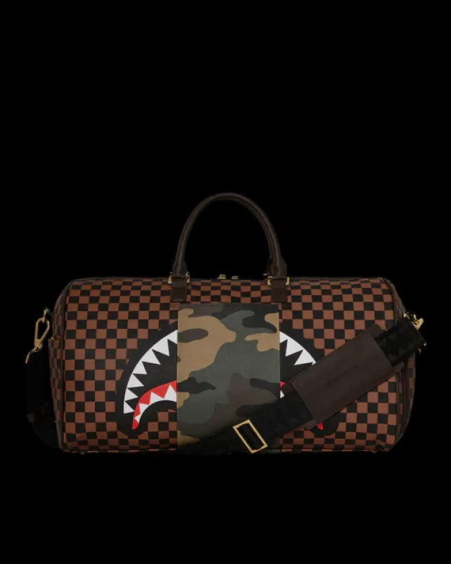 DUFFLES>SPRAYGROUND EXTERIOR GOLD ZIP POCKET SHARKS IN PARIS DUFFLE