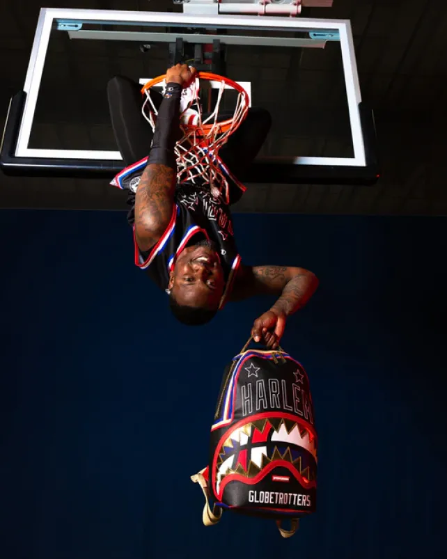 BACKPACKS>SPRAYGROUND HARLEM GLOBETROTTERS CLASSIC BACKPACK (DLXV)