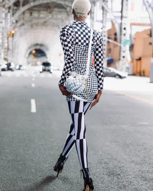 HANDBAGS|BACKPACKS>SPRAYGROUND HAUTE BEAR BALL SLING