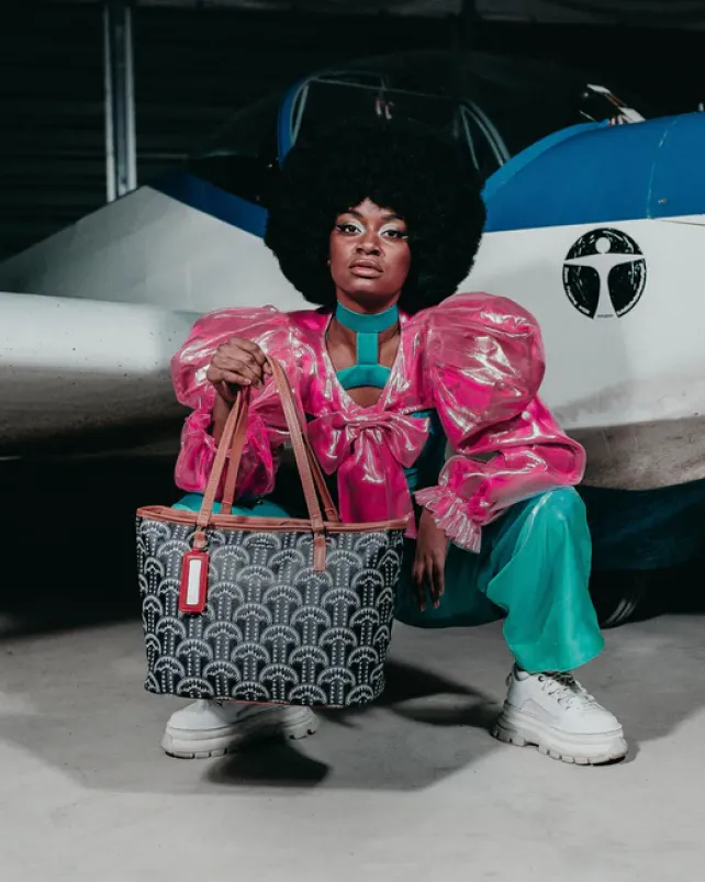TOTES>SPRAYGROUND ILLUCHAINS TOTE