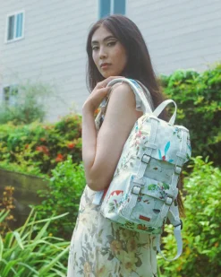 HILLS|BACKPACKS>SPRAYGROUND IN THE GARDEN MINI HILLS BACKPACK
