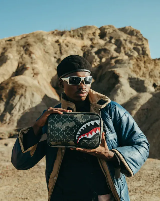 TOILETRIES AKA MONEY BAGS>SPRAYGROUND LASERS BLAZIN TOILETRY BRICKSIDE BAG