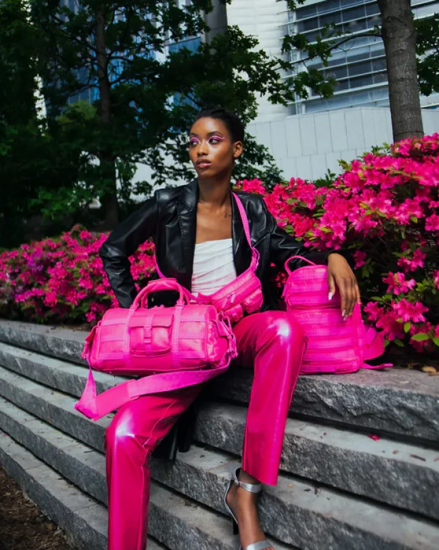 CROSSBODYS>SPRAYGROUND LOTUS MINI CARGO CROSSBODY