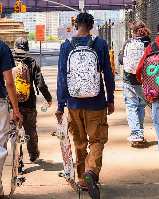 BACKPACKS>SPRAYGROUND MAD DOODLES BACKPACK (DLXV)
