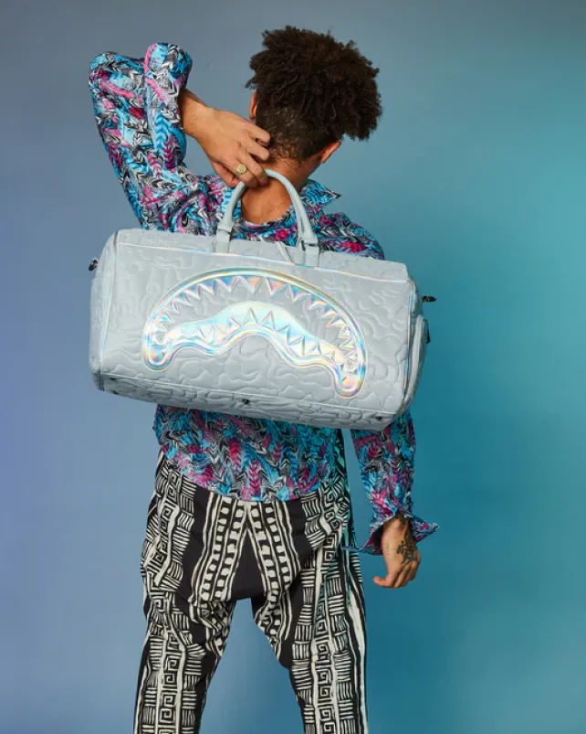 DUFFLES>SPRAYGROUND MIRASHAKU IRIDESCENT QUILT DUFFLE