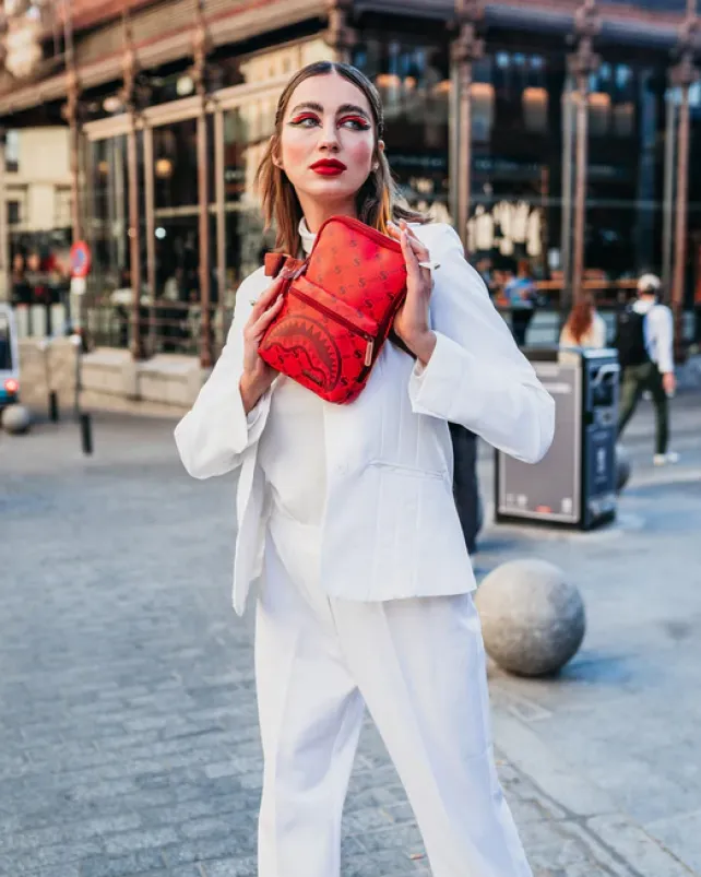 SLINGS|CROSSBODYS>SPRAYGROUND MONEYGRAM BRICK SLING