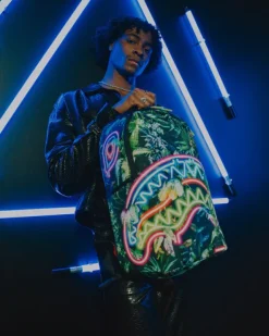BACKPACKS><noscript><img width=