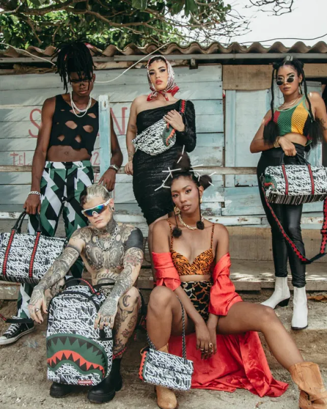 HANDBAGS>SPRAYGROUND NIGHT NIGHT SHARKCHAIN HANDBAG