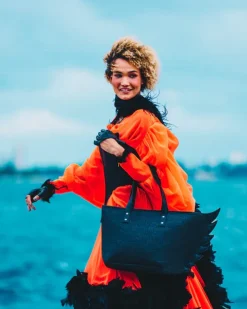 TOTES|HANDBAGS>SPRAYGROUND NIGHTFLIGHT G800 SKYBORNE WING TOTE