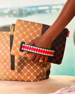 CROSSOVER CLUTCHES><noscript><img width=