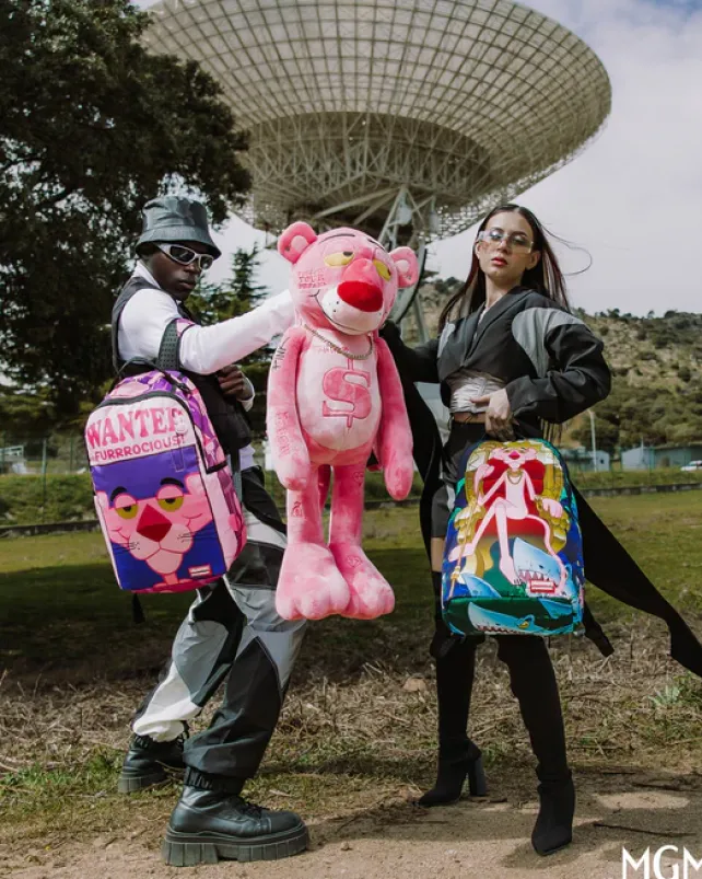 BACKPACKS>SPRAYGROUND PINK PANTHER HEAVY LIES THE CROWN BACKPACK