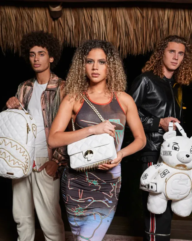 HANDBAGS>SPRAYGROUND RIVIERA LE BLANC GOLD CHAIN SHARK HANDBAG