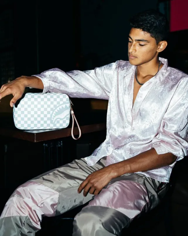 TOILETRIES AKA MONEY BAGS>SPRAYGROUND ROSE ALL DAY LA PALAIS TOILETRY BAG