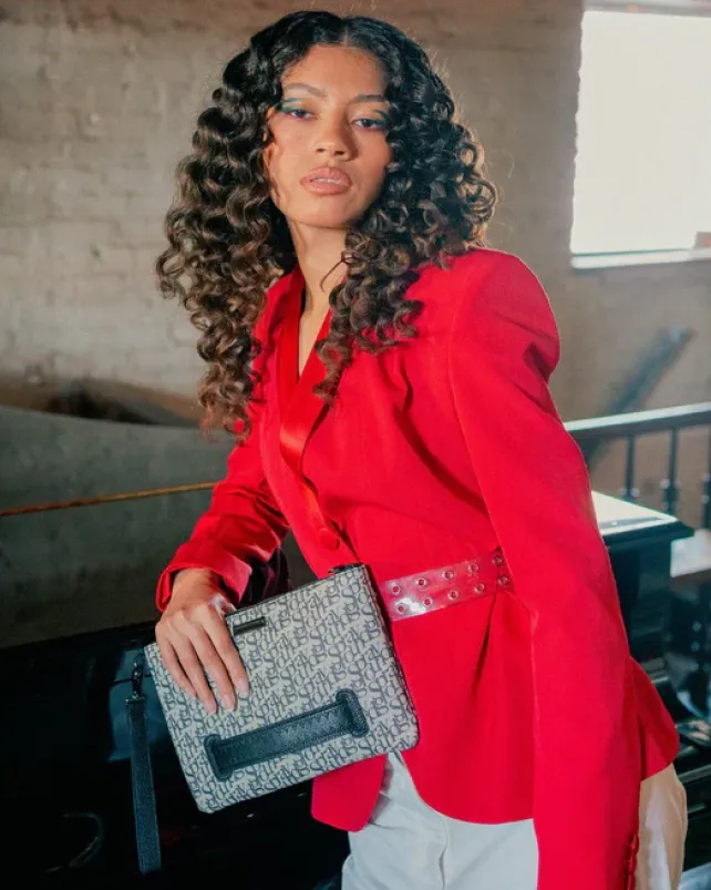 CROSSOVER CLUTCHES>SPRAYGROUND SG ALL DAY CROSSOVER CLUTCH
