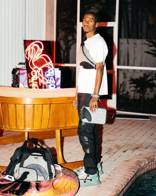 TOILETRIES AKA MONEY BAGS>SPRAYGROUND SG ALL DAY TOILETRY BAG