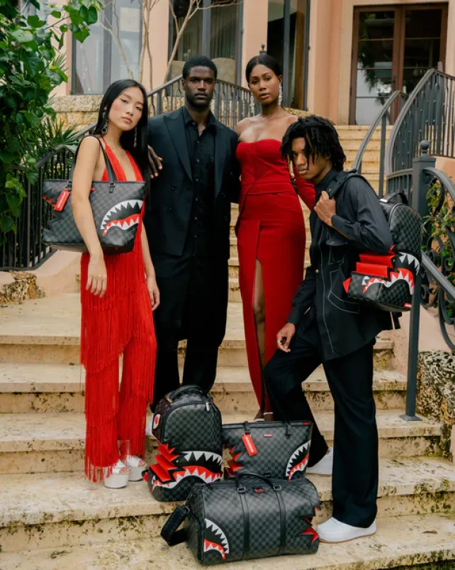 BACKPACKS>SPRAYGROUND SHARK BITE SHARKS IN PARIS GRAY BACKPACK (DLXV)