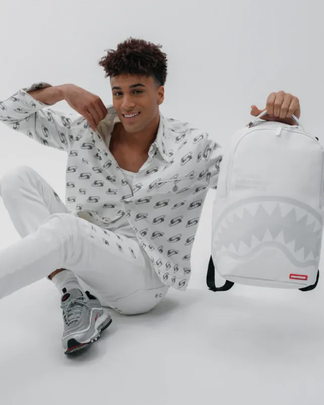 BACKPACKS>SPRAYGROUND SHARK CENTRAL BACKPACK WHT/WHT (DLXV)
