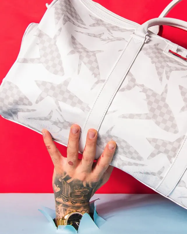 DUFFLES>SPRAYGROUND SHARK CHECK (WHITE) DUFFLE