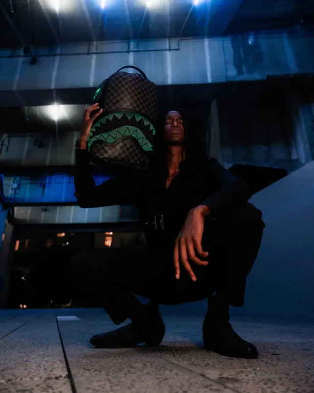 BACKPACKS>SPRAYGROUND SHARK OPTICS - THE LIGHT SHOW BACKPACK