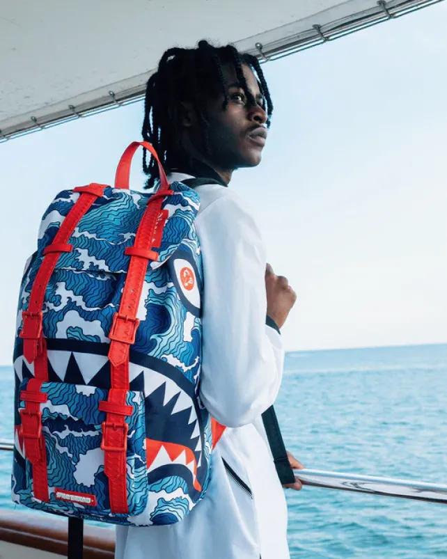 HILLS|BACKPACKS>SPRAYGROUND SHARK WAVE HILLS BACKPACK