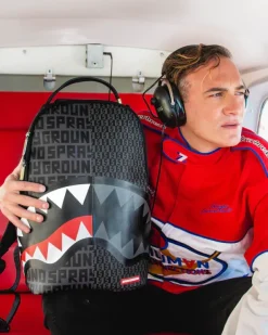BACKPACKS>SPRAYGROUND SHARKFINITY STEALTH PILOT BACKPACK (DLXV)