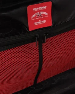 FULL-SIZE LUGGAGE><noscript><img width=