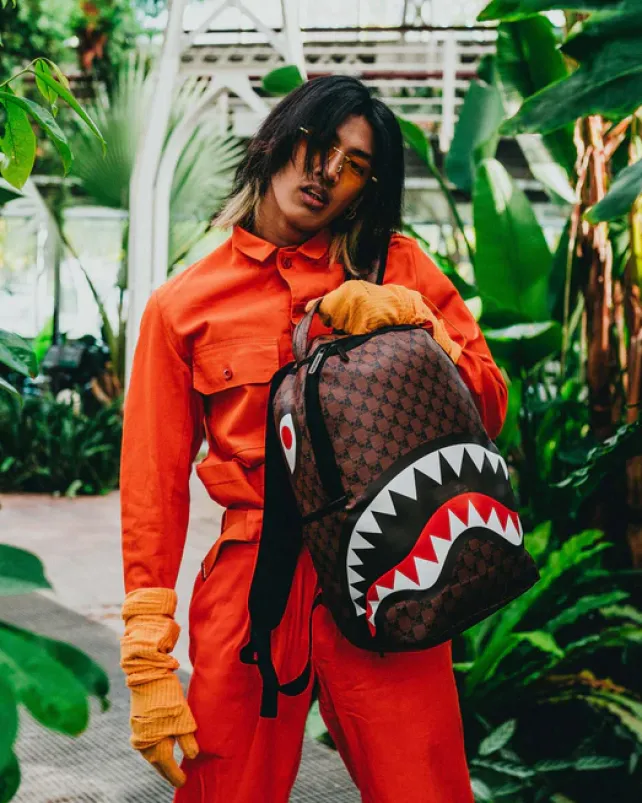 BACKPACKS>SPRAYGROUND SHARKS AND SKULLS BACKPACK (DLXV)