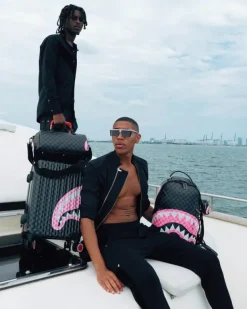 CARRY-ON LUGGAGE>SPRAYGROUND SHARKS IN CANDY CARRY-ON LUGGAGE