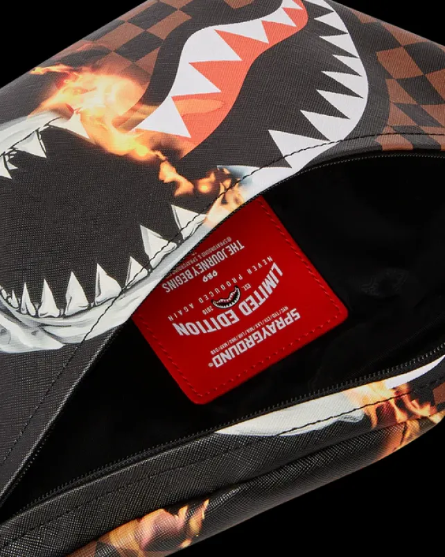CROSSBODYS>SPRAYGROUND SHARKS IN PARIS UNSTOPPABLE SAVVY CROSSBODY