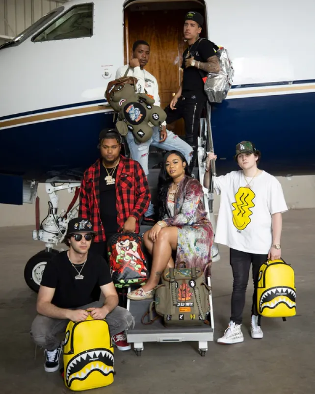 BACKPACKS>SPRAYGROUND SHARKS IN TAZ TEARUP (DLXV)