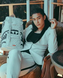 HILLS|BACKPACKS>SPRAYGROUND SPLIT THE CHECK (PEARL) HILLS