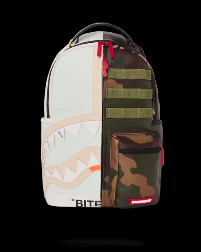 BACKPACKS>SPRAYGROUND SPLIT WEIRD BACKPACK (DLXV)