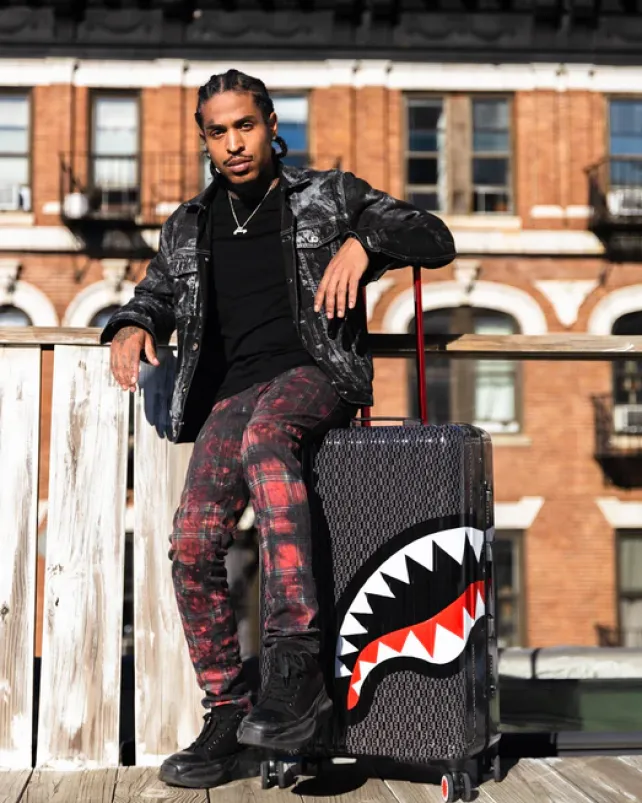 FULL-SIZE LUGGAGE>SPRAYGROUND SPRAYGATTI REVV SHARKNAUTICS HARDSHELL FULL-SIZE LUGGAGE