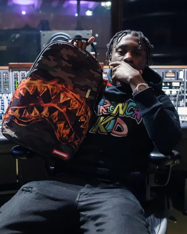 BACKPACKS>SPRAYGROUND THE LIL TJAY BURNER SHARK DLX BACKPACK
