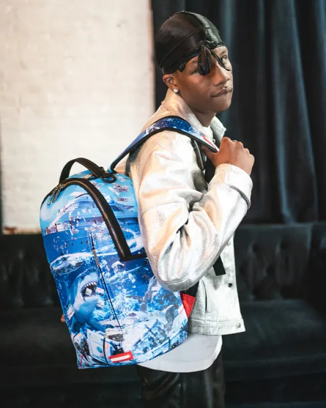 BACKPACKS>SPRAYGROUND THE SHARK PARTY BACKPACK (DLXV)