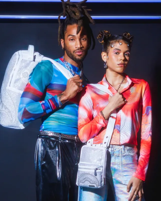 SLINGS|CROSSBODYS>SPRAYGROUND TRINITY CRYSTAL SLING