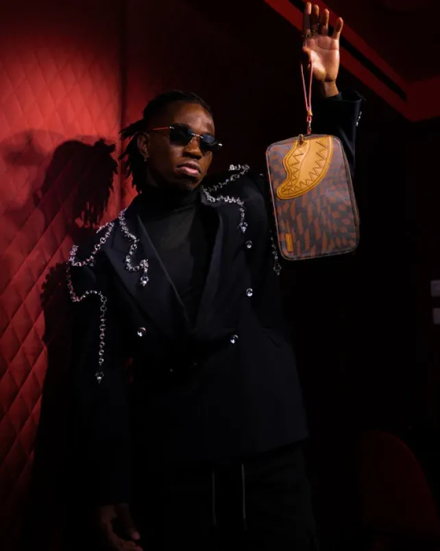 TOILETRIES AKA MONEY BAGS>SPRAYGROUND TRIPPY HENNY TOILETRY BAG