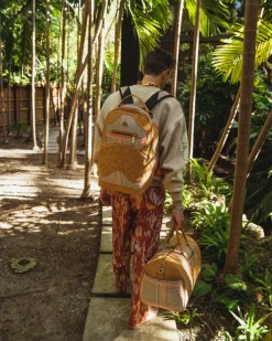 BACKPACKS><noscript><img width=